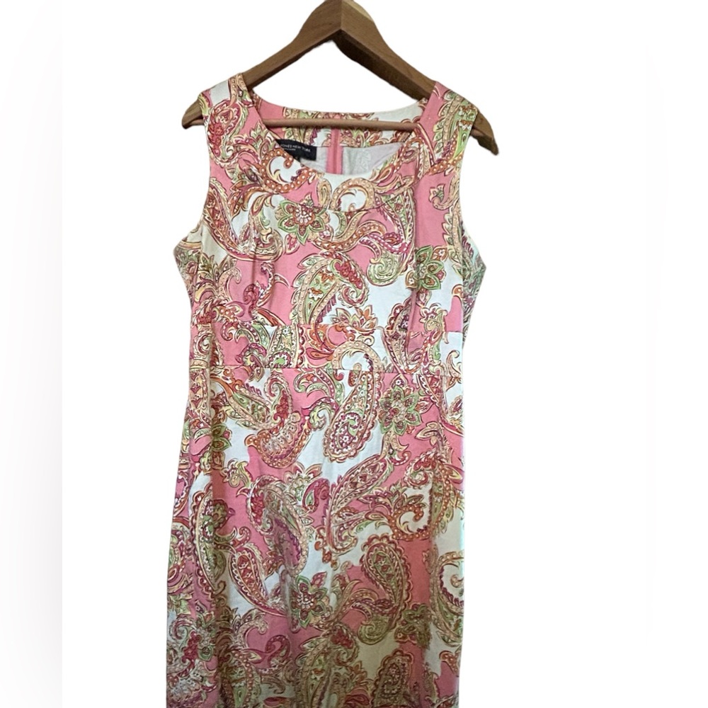 Jones New York Signature Size 14 Pink Paisley Floral Sleeveless Sheath Dress